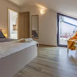 Apartamento 3 Bedroom Lovely In Medulin