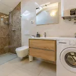 Apartamento 3 Bedroom Lovely In *